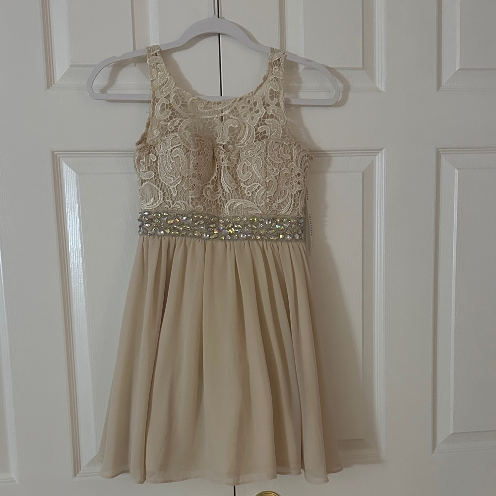 Elegant Cream Lace Kids Dress